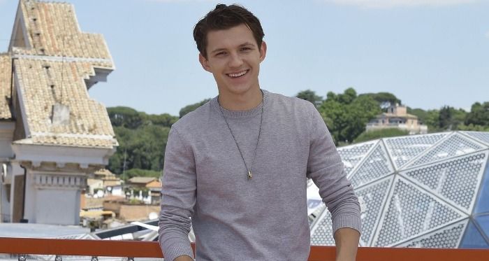 Celebrity News:Tom Holland Visits Athens, Plaka to talk to his greek fans