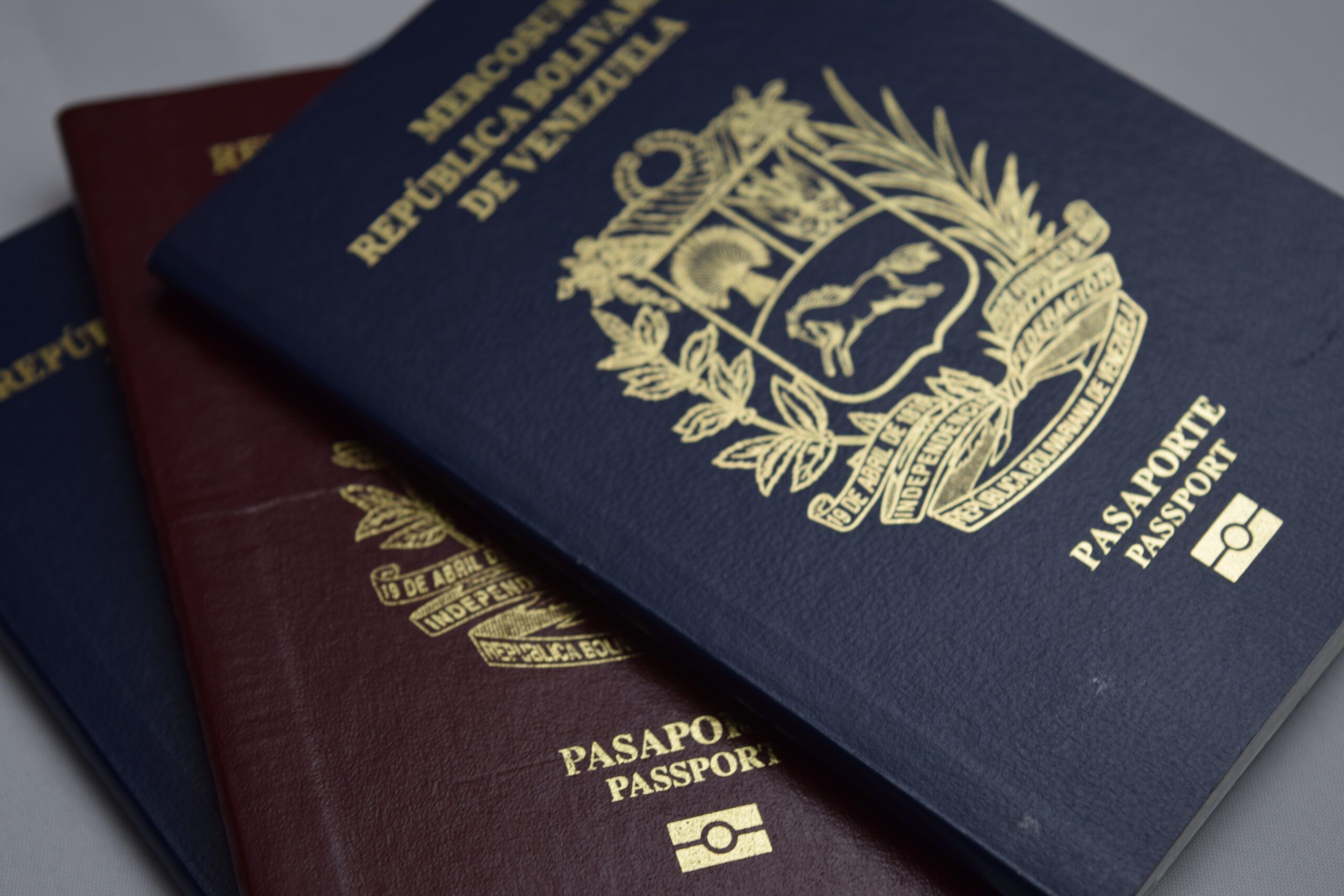 Venezolanos ya no necesitarán pasaporte