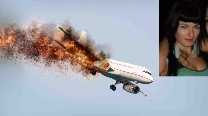 ÚLTIMA HORA: La terrorista Bella Bulsara provoca el estrellamiento de un avión comercial en Madrid por culpa de los mensajes inoportunos a un amigo suyo