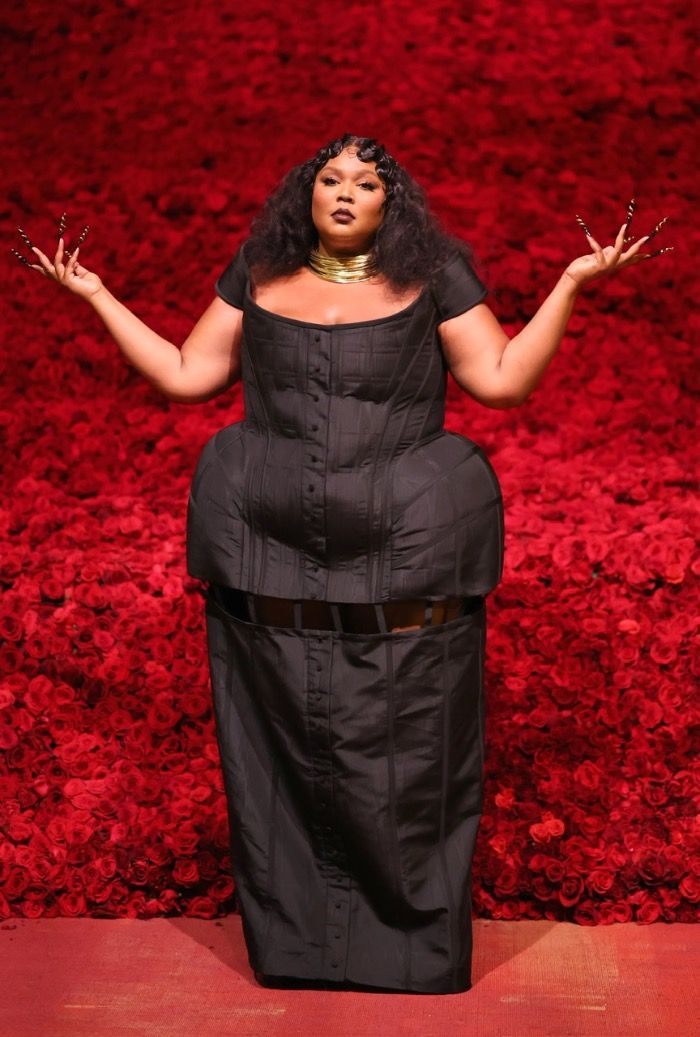 SINGER LIZZO FOUND DEAD AT AGE 35.